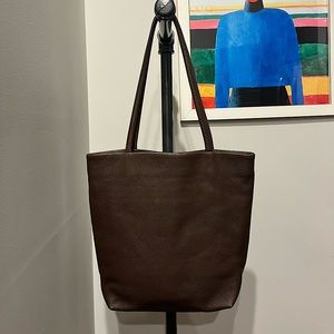 RARE NWOT Pebbled Leather BAGGU tote bag